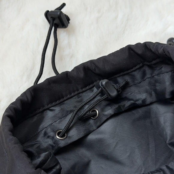 Carhartt Wip Bucket Outdoor Black Crossbody Bag - Picture 8 of 14